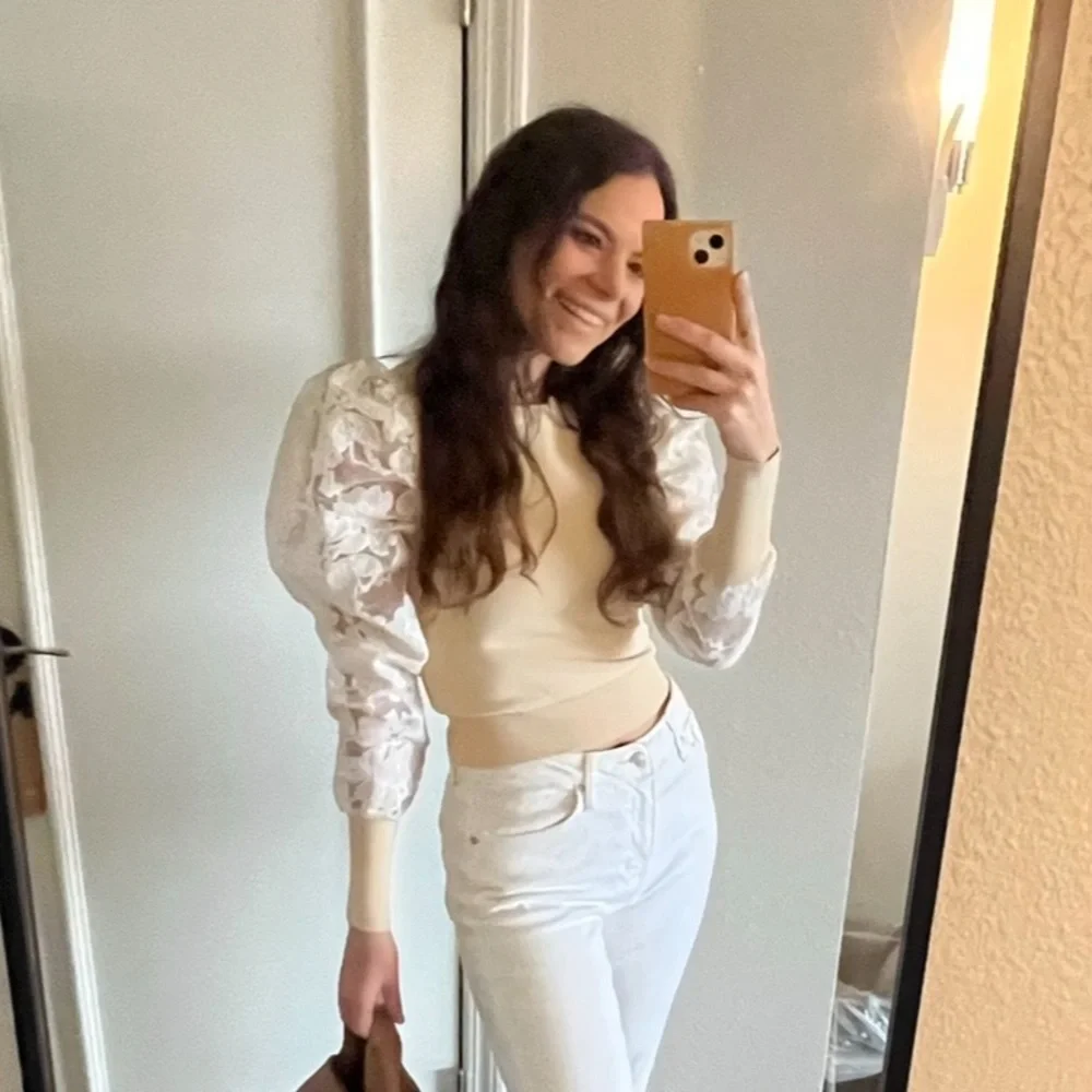Zara Cream Lace Puff Sleeve Top